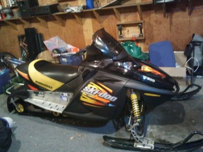 Larson Motors on 2003 Ski Doo Rev 800 Cc Snowmobile For Sale  Middleton  Wisconsin