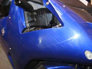 Picture of 2003 R1 motorcycle blue