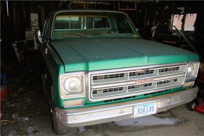 Picture of my GMC 4x4 and Harley for your sled